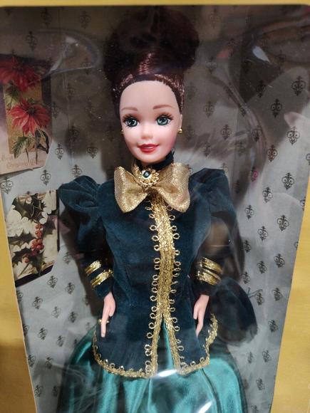 Barbie Yuletide Romance Doll 15621 Hallmark Special Edition Mattel 1996 Holiday - Picture 2 of 10